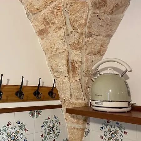 Longo Stone House Holiday home *