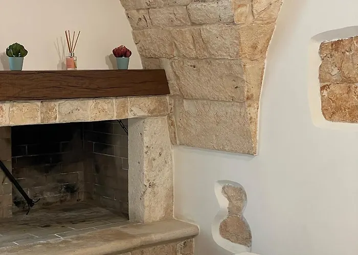 Longo Stone House كاستيلانا غروتي
